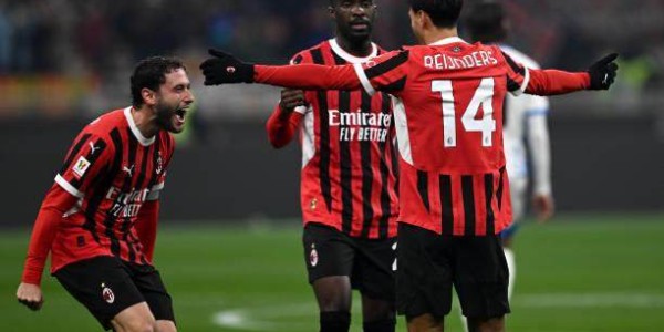 MK体育官方网站-【现场】冤家局，轮换局，米兰狂胜萨索洛！